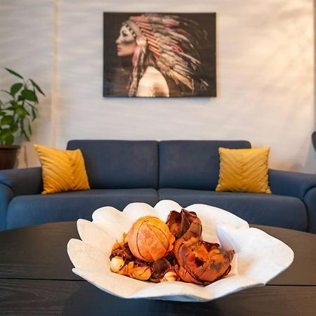 Modern, Bright And Cozy Apartment ポドゴリツァ エクステリア 写真