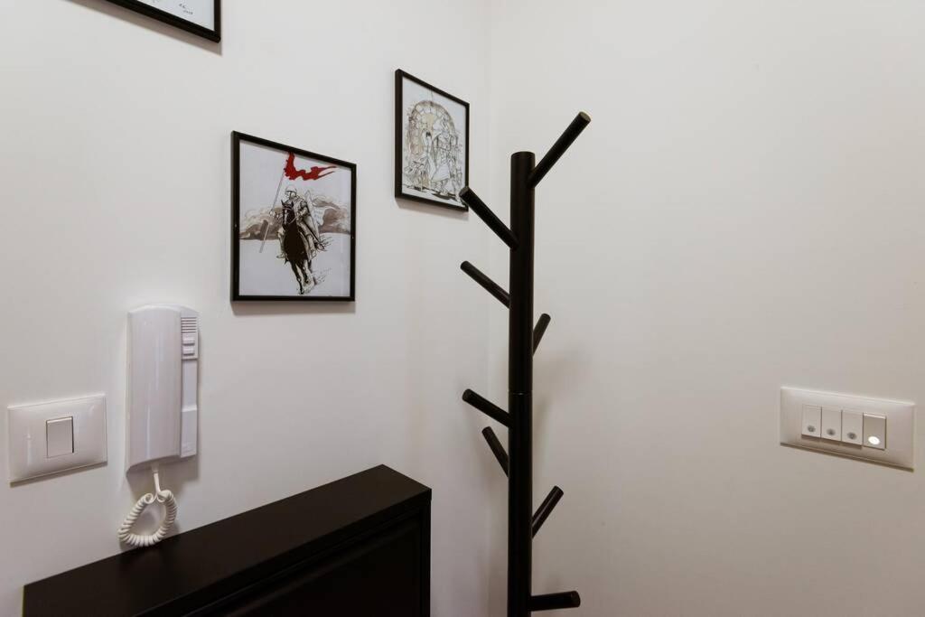 Modern, Bright And Cozy Apartment ポドゴリツァ エクステリア 写真